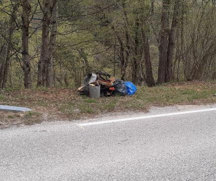Zahvala pri čistilni akciji v občini Straža 2